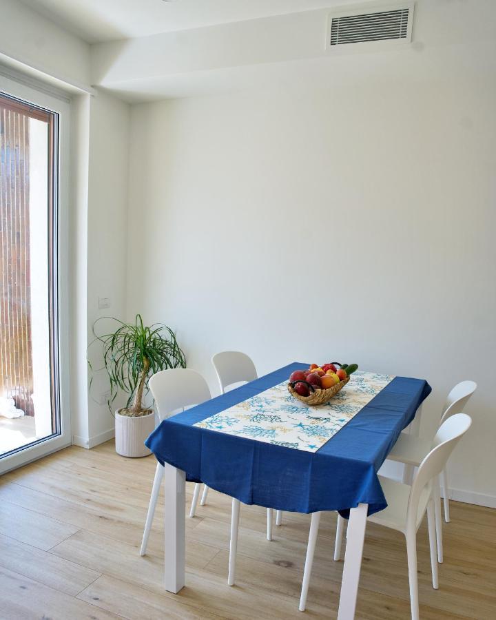 The Blue - Lake / City View Modern Apt Near Villa Olmo 科莫 外观 照片
